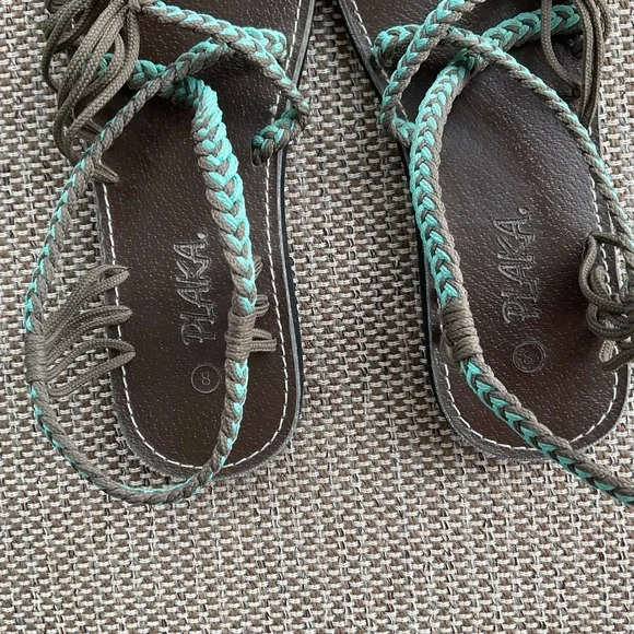 Plaka sandals,brown and teal.New size 8. - Picture 12 of 12